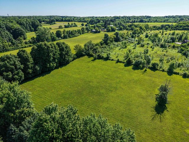 5623 River Hills ROAD, Racine, WI 53402