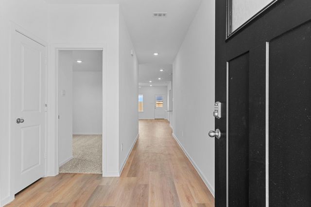 1607 Knox Hill Path, Iowa Colony, TX 77583