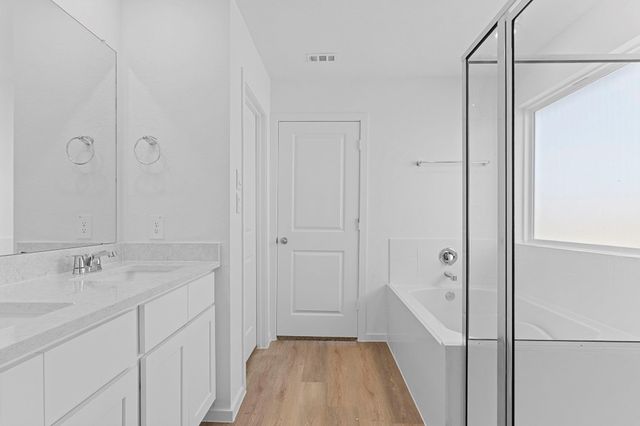 1607 Knox Hill Path, Iowa Colony, TX 77583