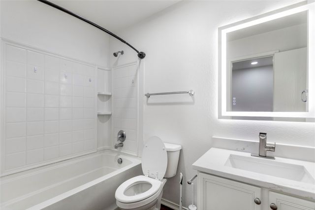 1024 Junegrass Lane, Crowley, TX 76036