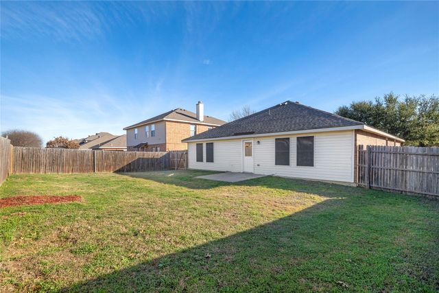 1024 Junegrass Lane, Crowley, TX 76036