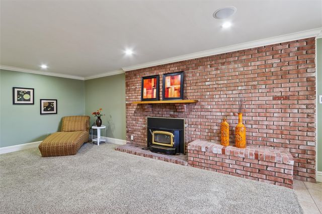 2110 Lincolnshire Drive SE, Cedar Rapids, IA 52403