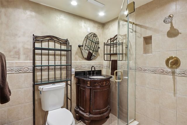 2110 Lincolnshire Drive SE, Cedar Rapids, IA 52403