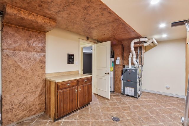 2110 Lincolnshire Drive SE, Cedar Rapids, IA 52403