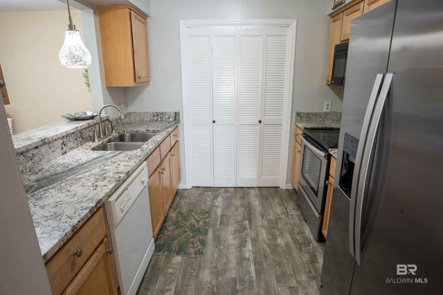 200 Autumn Park Drive 2B, Fairhope, AL 36532