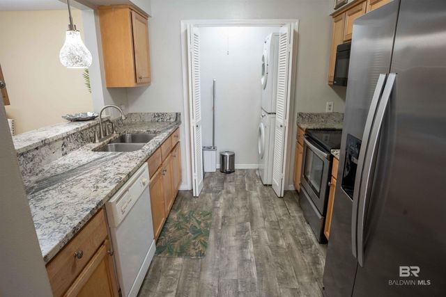 200 Autumn Park Drive 2B, Fairhope, AL 36532