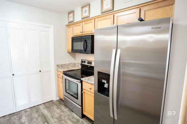 200 Autumn Park Drive 2B, Fairhope, AL 36532