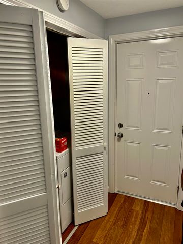 108 Peak Street, Manchester, NH 03104