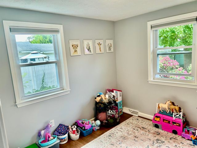 108 Peak Street, Manchester, NH 03104