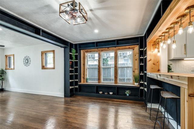 4004 Linden Avenue, Fort Worth, TX 76107