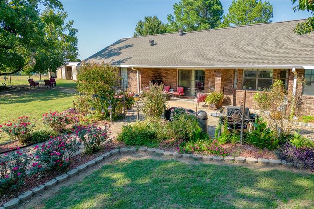 2825 Main Street, Charleston, AR 72933