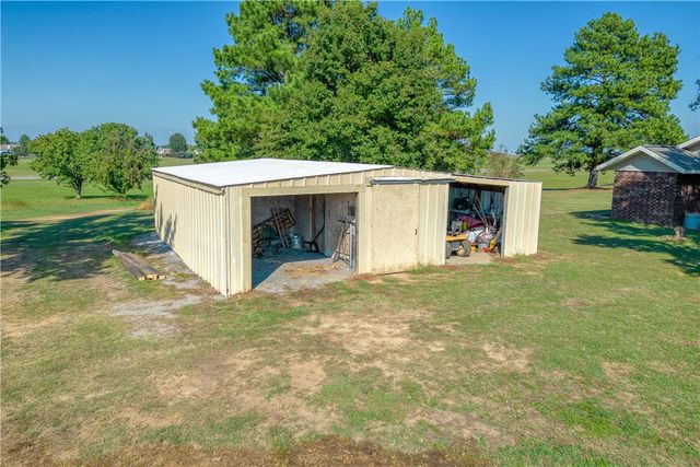 2825 Main Street, Charleston, AR 72933