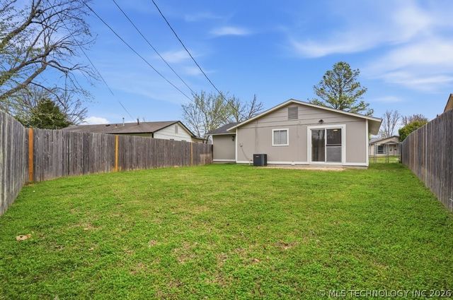 226 W Orleans Avenue, Sapulpa, OK 74066