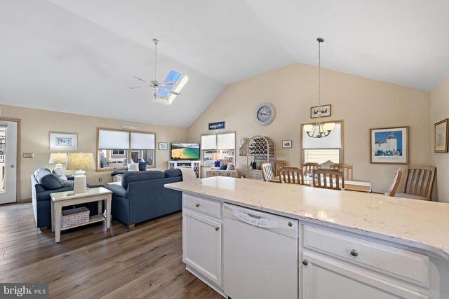 11 W 87TH ST, Long Beach Township, NJ 08008