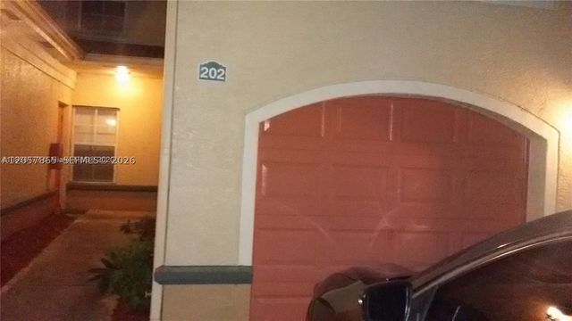 2589 Centergate Dr 202, Miramar, FL 33025