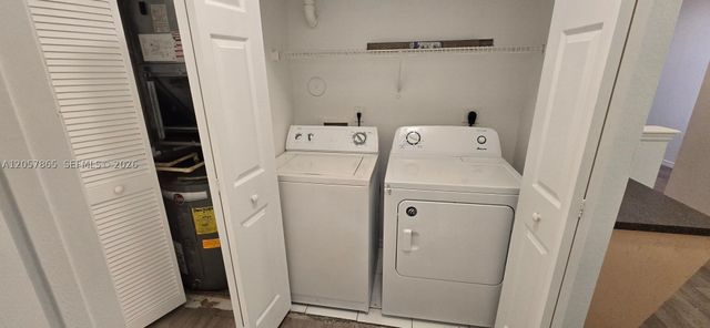 2589 Centergate Dr 202, Miramar, FL 33025