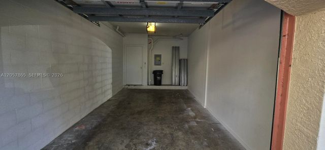 2589 Centergate Dr 202, Miramar, FL 33025