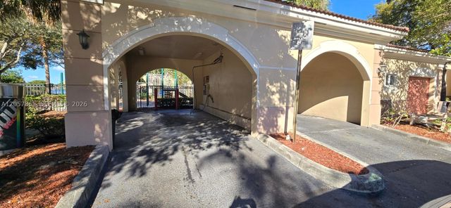 2589 Centergate Dr 202, Miramar, FL 33025