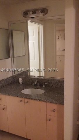 2589 Centergate Dr 202, Miramar, FL 33025