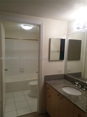 2589 Centergate Dr 202, Miramar, FL 33025