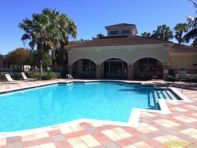 2589 Centergate Dr 202, Miramar, FL 33025