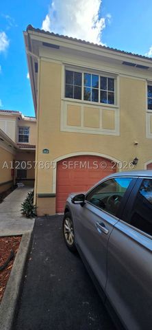 2589 Centergate Dr 202, Miramar, FL 33025