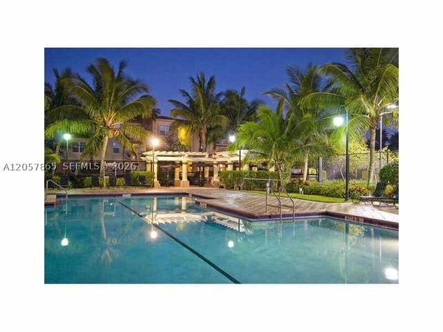 2589 Centergate Dr 202, Miramar, FL 33025