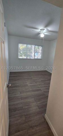 2589 Centergate Dr 202, Miramar, FL 33025