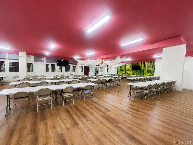 144-56 Roosevelt Avenue 1C, Flushing, NY 11354