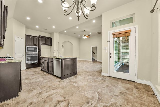 13420 Vintage Trail Lane, Pearland, TX 77584