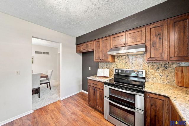 3310 Fox Hollow Road, Lincoln, NE 68506