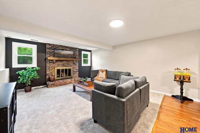 3310 Fox Hollow Road, Lincoln, NE 68506