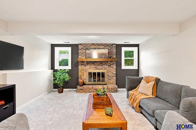 3310 Fox Hollow Road, Lincoln, NE 68506