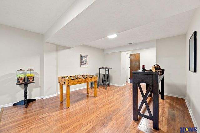 3310 Fox Hollow Road, Lincoln, NE 68506