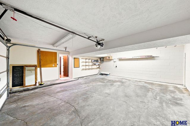 3310 Fox Hollow Road, Lincoln, NE 68506