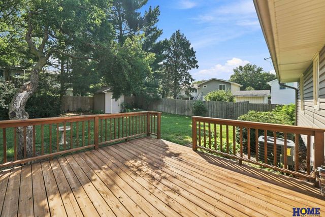 3310 Fox Hollow Road, Lincoln, NE 68506