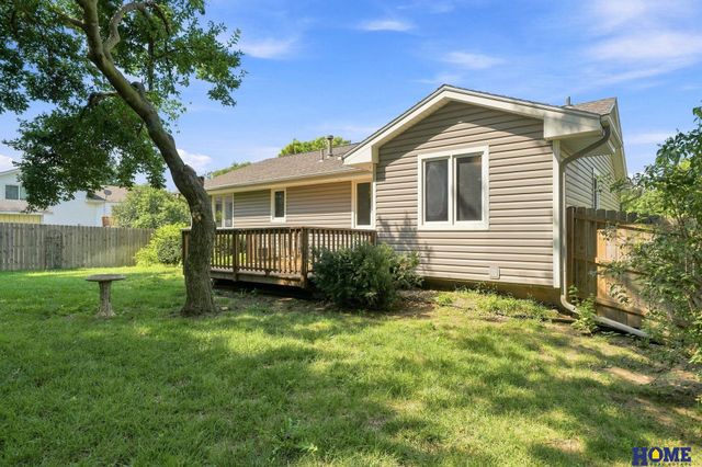 3310 Fox Hollow Road, Lincoln, NE 68506