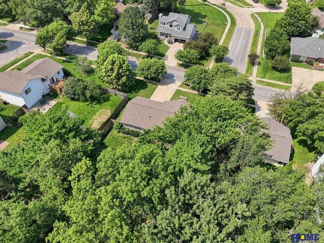 3310 Fox Hollow Road, Lincoln, NE 68506