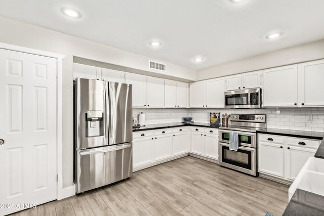 3201 S HORIZON Place, Chandler, AZ 85248