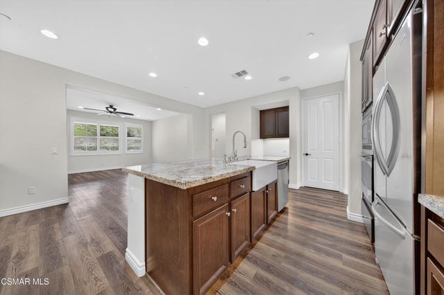 13907 Bear Fence Court, Moorpark, CA 93021