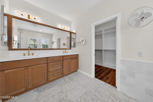 13907 Bear Fence Court, Moorpark, CA 93021
