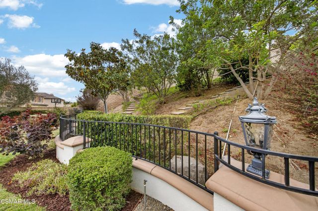 13907 Bear Fence Court, Moorpark, CA 93021