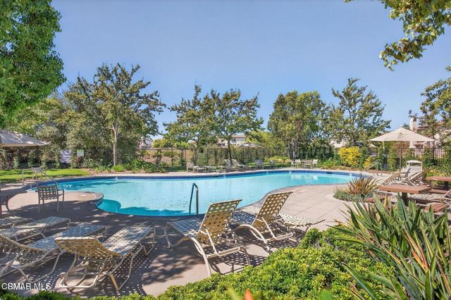 13907 Bear Fence Court, Moorpark, CA 93021