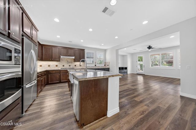 13907 Bear Fence Court, Moorpark, CA 93021