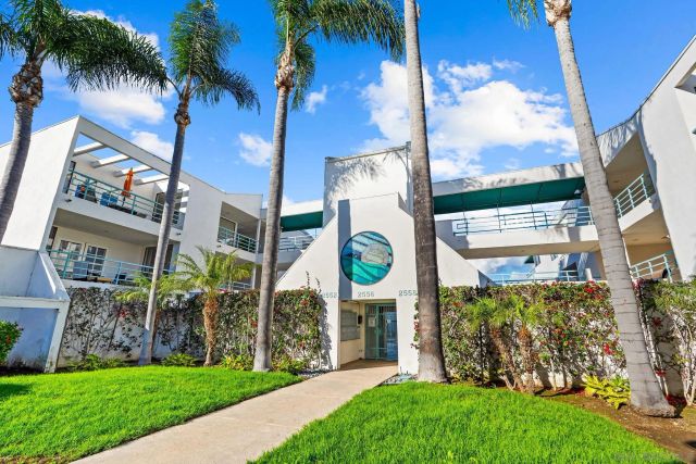 2556 Navarra Dr A, Carlsbad, CA 92009