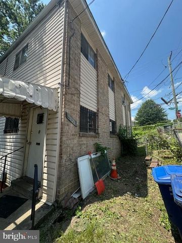 5303 JAY ST NE, Washington, DC 20019