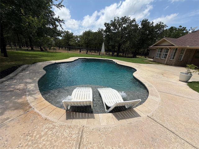 676 Private Road 3628, Bridgeport, TX 76426