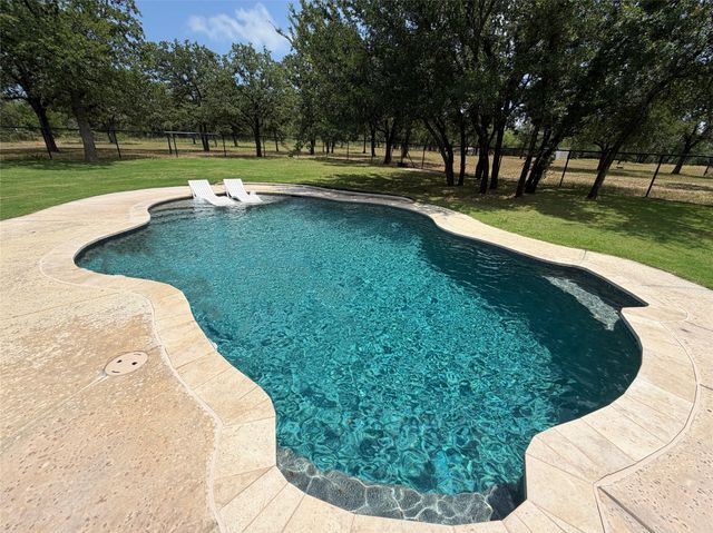 676 Private Road 3628, Bridgeport, TX 76426