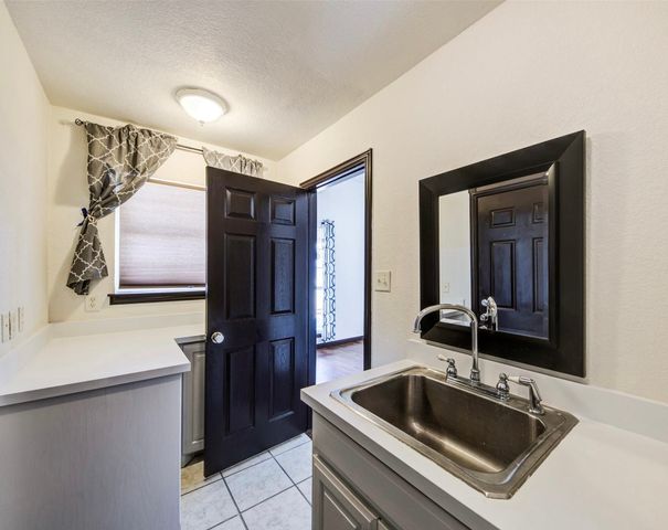 676 Private Road 3628, Bridgeport, TX 76426