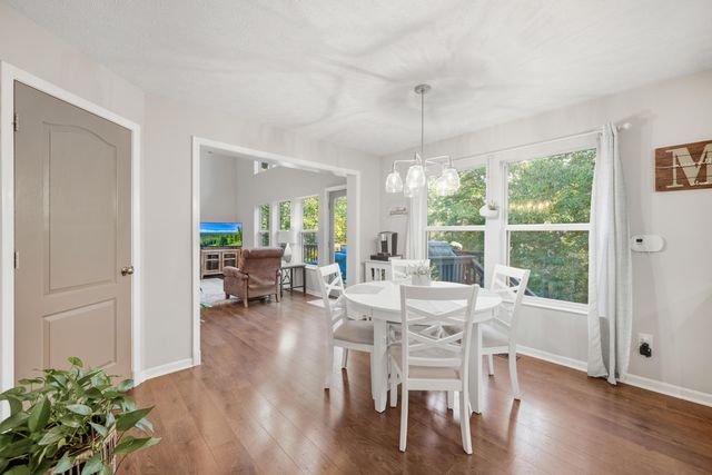 1918 Grovepointe Drive, Florence, KY 41042